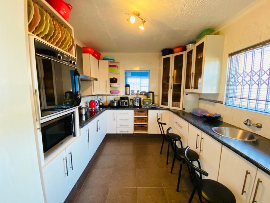 4 Bedroom Property for Sale in Rosedale Park Eastern Cape